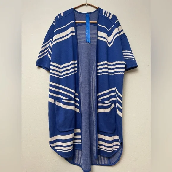Kit and Ace Studio Cardigan Sz XS / S Blue and White - Picture 3 of 10